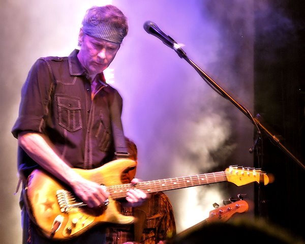 BoDeans2012-06-14JannusLiveStPetersburgFL (16).jpg